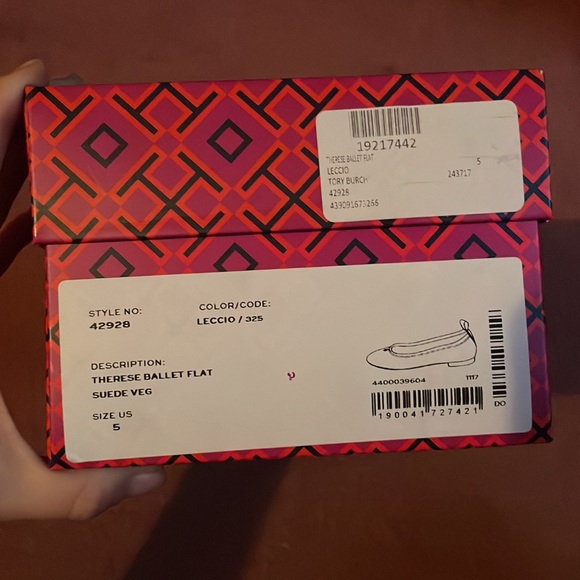 Tory Burch shoe box and bag - Picture 4 of 5